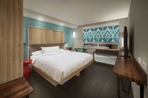 Room, 1 King Bed | Hypo-allergenic bedding, iron/ironing board, free WiFi, bed sheets - Tru by Hilton Fort Wayne, IN (Fort Wayne)