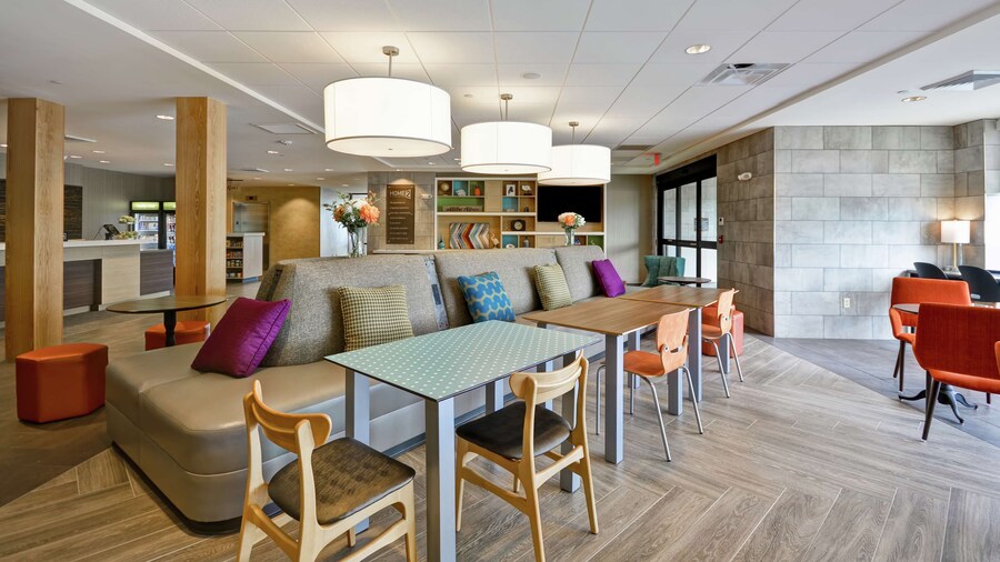 Home2 Suites by Hilton Portland Airport