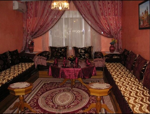 Apartment | Living area | 42-inch flat-screen TV with cable channels, TV