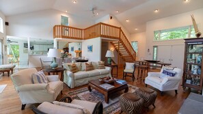 Smart TV, stereo - Minutes to Southampton and Sag Harbor Villages, Sun-Lit Interiors,... (Southampton)