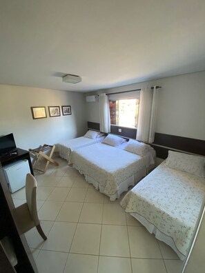 Standard-Dreibettzimmer