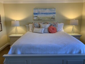 3 bedrooms, bed sheets