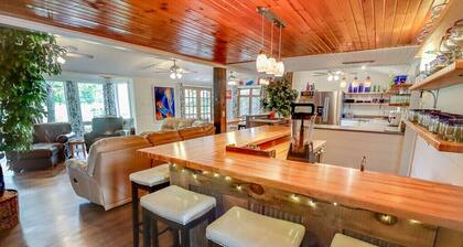 Beautiful golf course property with outstanding views and location