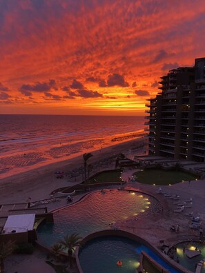 Aerial view - True Oceanfront with Amazing Ocean & Sunset Views! Lowest Rates Allowed! (Puerto Penasco)