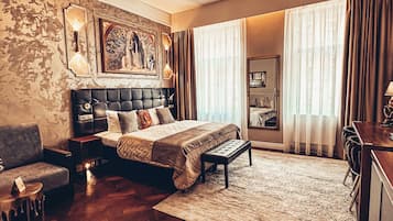 Deluxe Double or Twin Room, 1 Bedroom, Kitchenette | 1 bedroom, premium bedding, down duvets, minibar