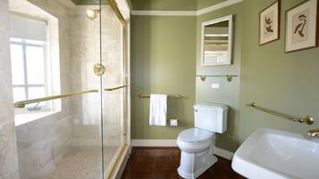 Deluxe House, 1 King Bed, Vineyard View | Bathroom