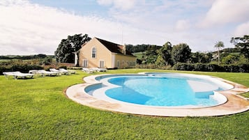 Seasonal outdoor pool, sun loungers