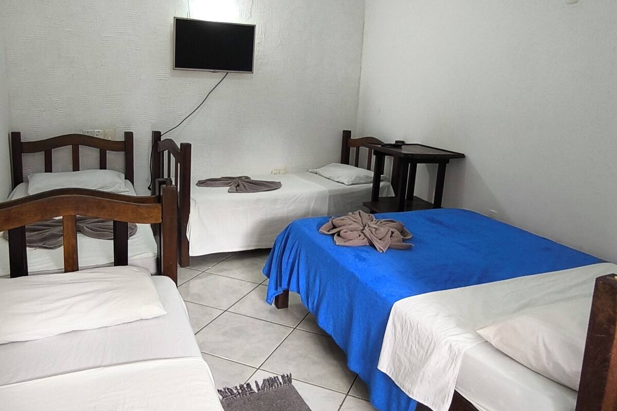 Family Quadruple Room, 1 Bedroom | Iron/ironing board, bed sheets