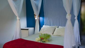 双人房或双床房, 1 间卧室 | 熨斗/熨板、床单