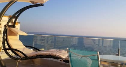 Blue Marine Hotel