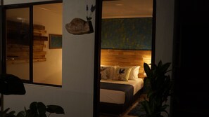 Chambre Double, 1 lit double | Salle de bain | Douche, serviettes fournies