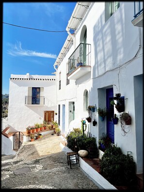 Exterior - Stunning Rural Apartment With Private Pool, full AC and Panoramic Sea View (Frigiliana)