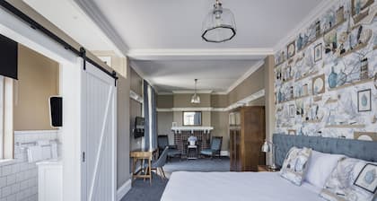 North Sydney Hotel