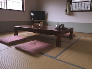 Camera Basic | Ferro/asse da stiro, Wi-Fi gratuito