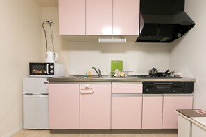 House, 3 Bedrooms | Private kitchenette - Oyado Nijinoya Ten-Nana (Osaka)