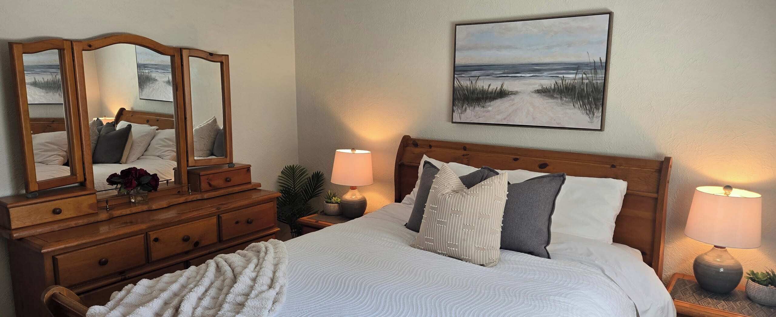 2 bedrooms, pillowtop beds, in-room safe, iron/ironing board