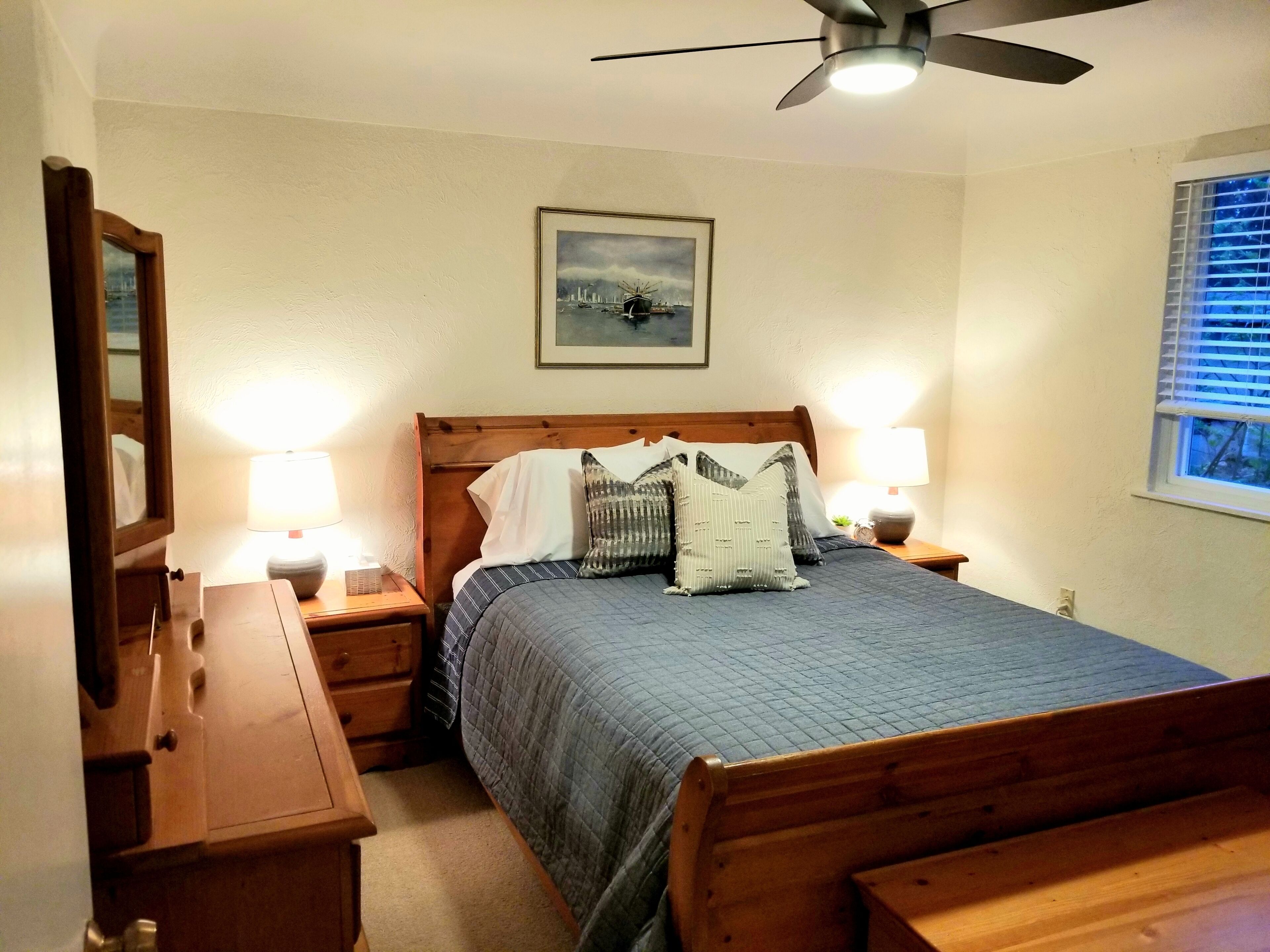 2 bedrooms, pillowtop beds, in-room safe, iron/ironing board