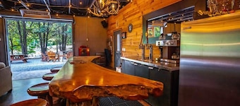Snuggle Up Cozy Cabin with a Hot Tub!