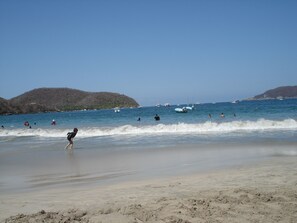 Camastros y toallas de playa 