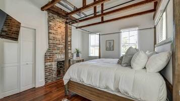 2 bedrooms, iron/ironing board, travel crib, WiFi