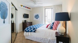 3 chambres, fer et planche à repasser, Wi-Fi gratuit, draps fournis
