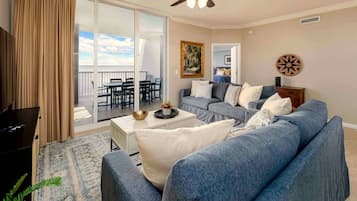 Smart TV, DVD player