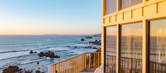 7 Bedroom Oceanfront in Dillon Beach with spa