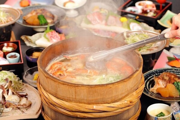 อาหารและเครื่องดื่ม