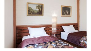 Standard Room | WiFi (free) - Hinggil Homestay Syariah (Yogyakarta)