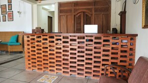 Reception - Hinggil Homestay Syariah (Yogyakarta)