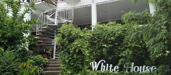 White House Mountian Beach Resort