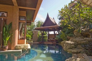 Symphony Pool Villa (4-Bedroom)  | Terrace/patio - Symphony Pool Villa Pattaya (Pattaya)