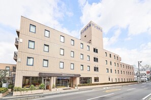 Front of property - Urayasu Sun Hotel (Urayasu)