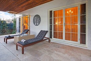 Hahndorf House - Heritage Three Bedroom House | Balcony