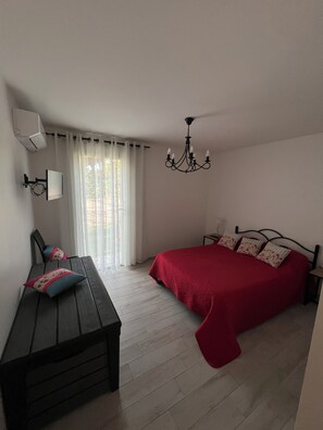 2 Schlafzimmer, Bügeleisen/Bügelbrett, WLAN, Bettwäsche