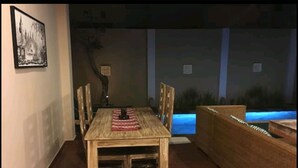 Ảnh chưa phân loại, 5 trong số 19 ảnh, nút