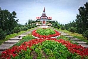 Property grounds - Harbin Volga Manor Hotel (Harbin)