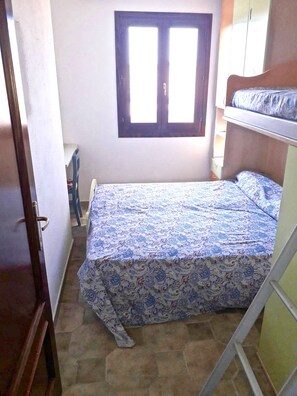 Apartment, 2 Bedrooms | 2 bedrooms, cribs/infant beds - La Maddalena 2 - Tra Centro e Caprera (La Maddalena)