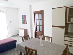 Apartment, 2 Bedrooms | In-room dining - La Maddalena 3 - Tra Tentro e Caprera (La Maddalena)