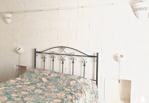 1 chambre, lits bébé (en supplément)