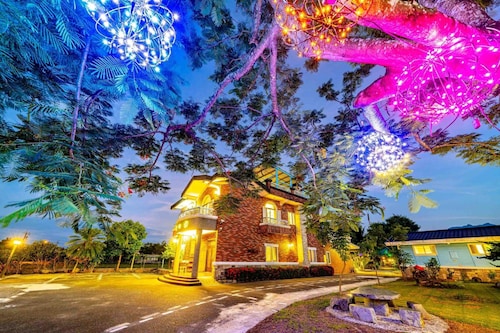 彩虹園親子溜滑梯民宿