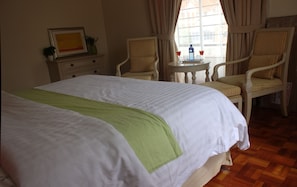 Apartment | 3 bedrooms, premium bedding, in-room safe, iron/ironing board
