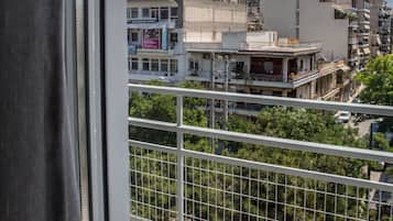 Apartamento Deluxe, 4 habitaciones, terraza, vistas a la ciudad | Vistas desde la habitación