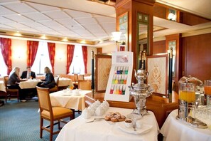 Frokostbuffé er inkludert hver dag