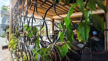 بار (في المنشاة)