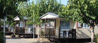 法伊翁釣魚露營飯店