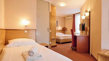 Classic Double Room with Extra Bed | Desk, blackout drapes, WiFi (free), bed sheets