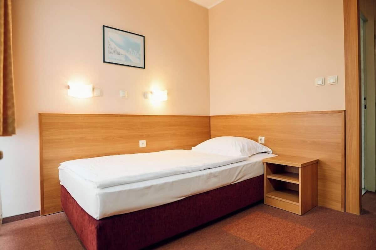 Bureau, rideaux dâobscurcissement, accĂšs au Wi-Fi (inclus)