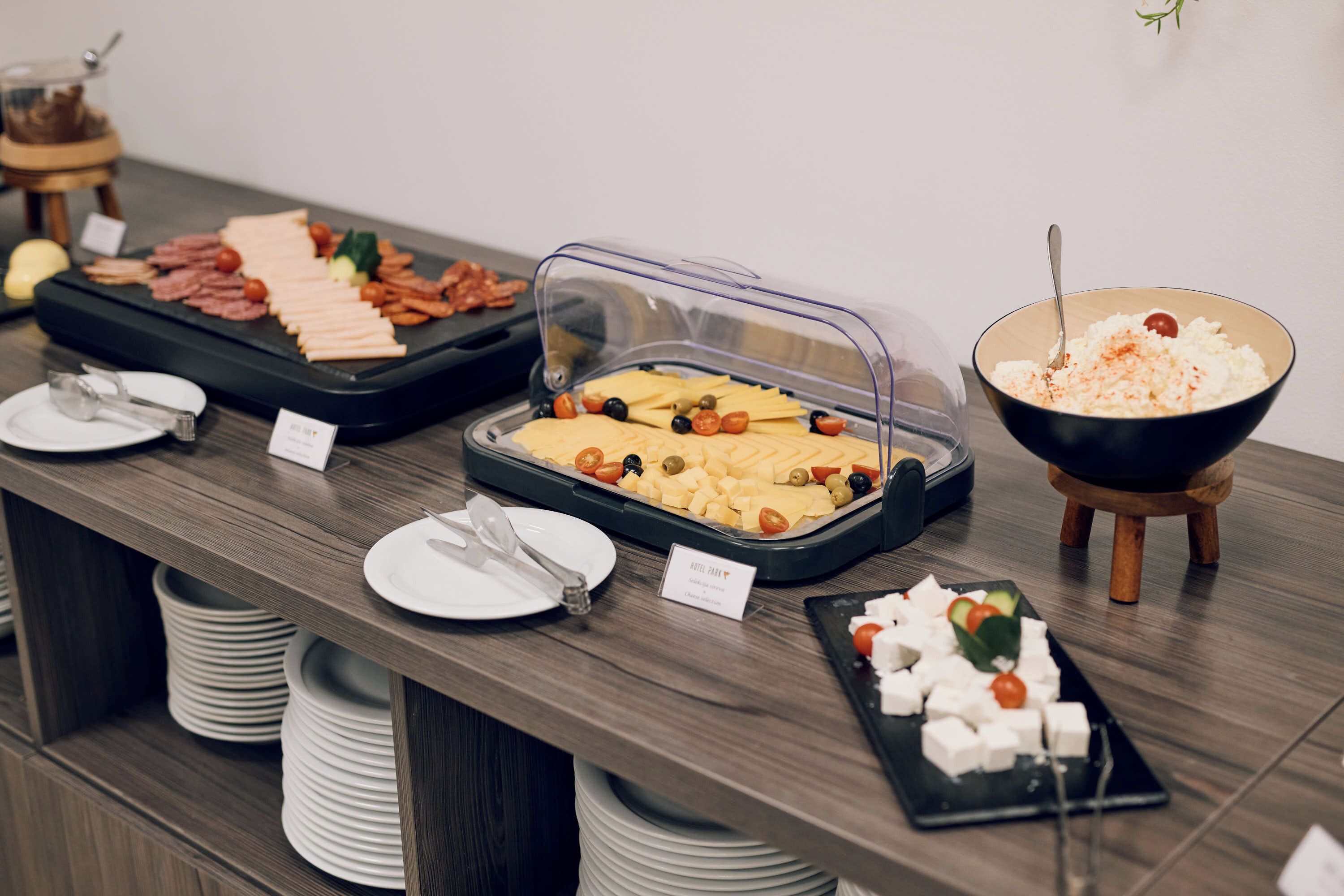 매일 뷔페 무료 아침 식사 포함