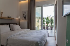 Luxury Penthouse, 4 Bedrooms, Hot Tub, City View - The Athens Luxury (Athens)